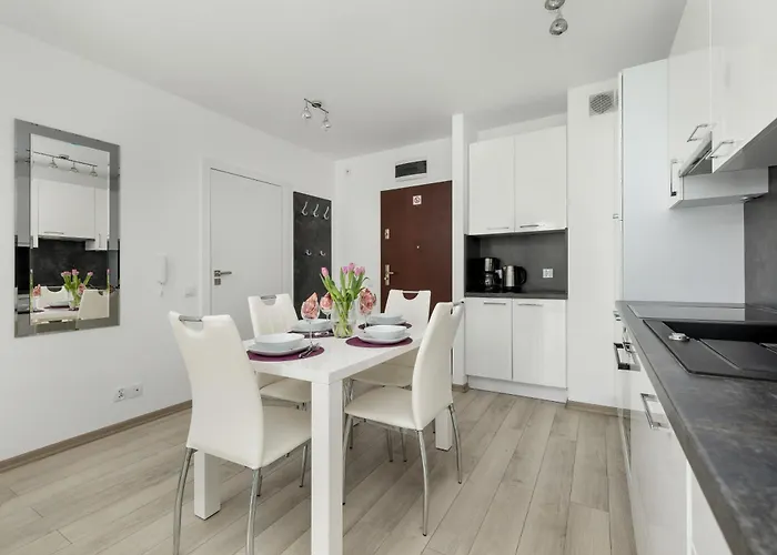 Funkcjonalne I Komfortowe Sun Seasons 24 W Kolobrzegu By Renters