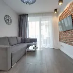 Funkcjonalne I Komfortowe Sun Seasons 24 W Kolobrzegu By Renters
