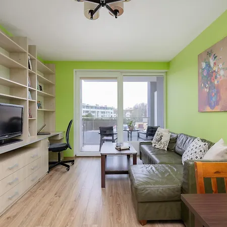 Funkcjonalne I Komfortowe Sun Seasons 24 W Kolobrzegu By Renters 코워브제크