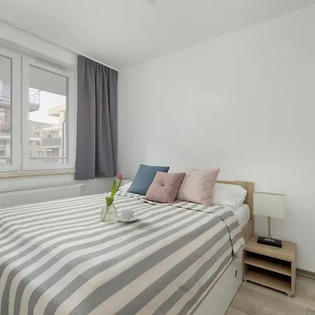 Funkcjonalne I Komfortowe Sun Seasons 24 W Kolobrzegu By Renters * 코워브제크