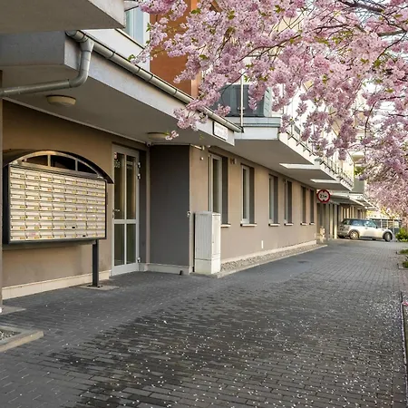 Funkcjonalne I Komfortowe Sun Seasons 24 W Kolobrzegu By Renters *