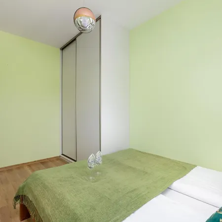 Apartament Funkcjonalne I Komfortowe Sun Seasons 24 W Kołobrzegu By Renters *
